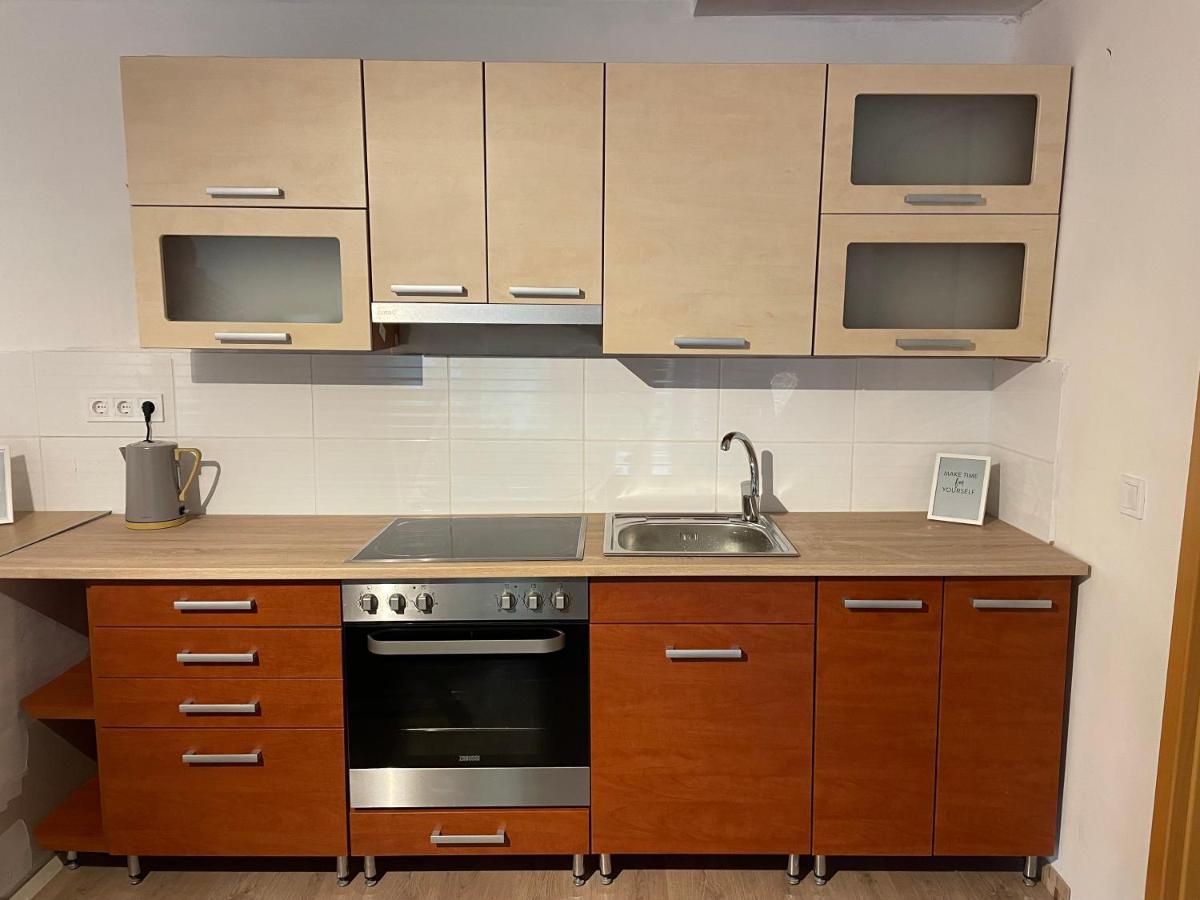 Boni Apartman 미슈콜츠 외부 사진