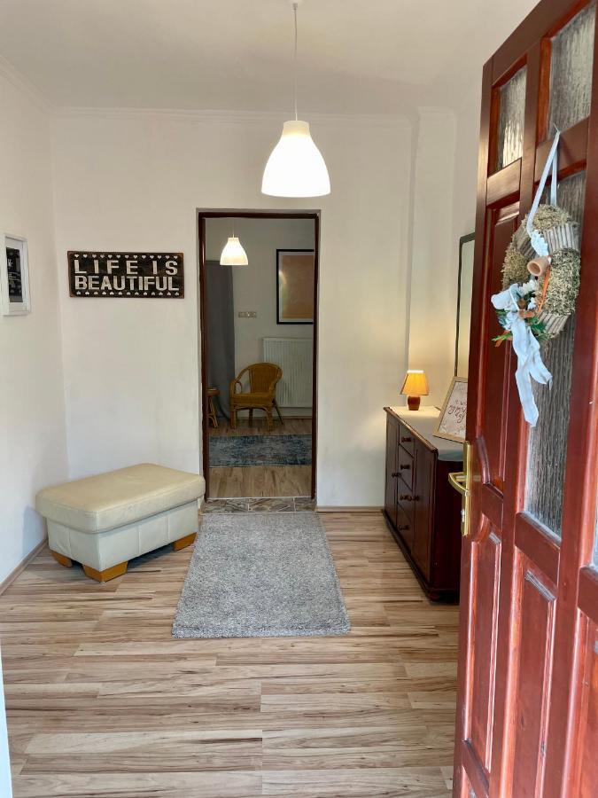 Boni Apartman 미슈콜츠 외부 사진